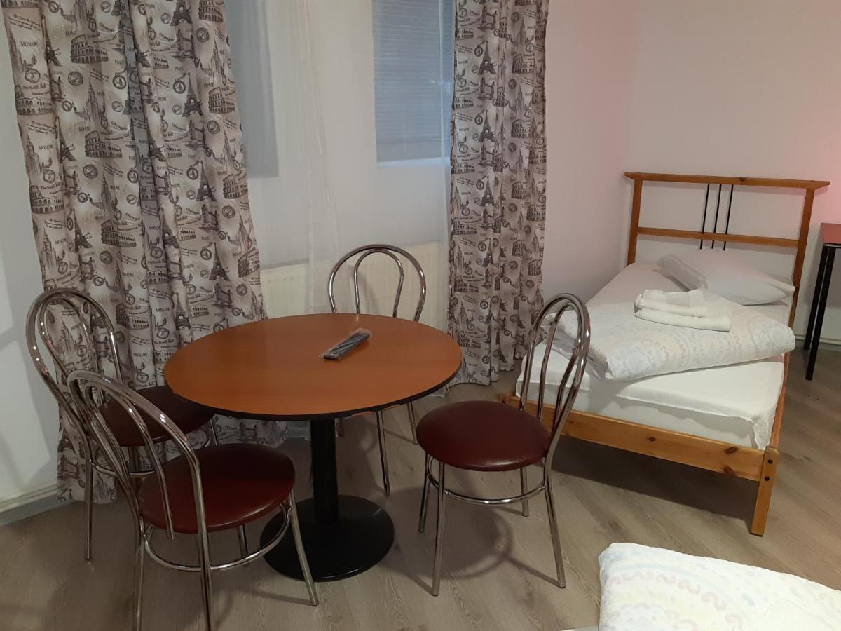 Carol 51 Hostel Bukareszt Zewnętrze zdjęcie