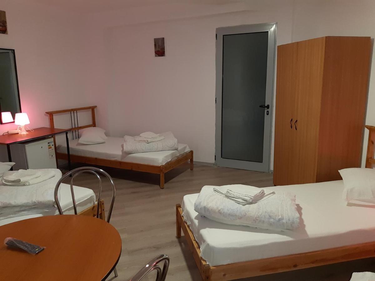 Carol 51 Hostel Bukareszt Zewnętrze zdjęcie