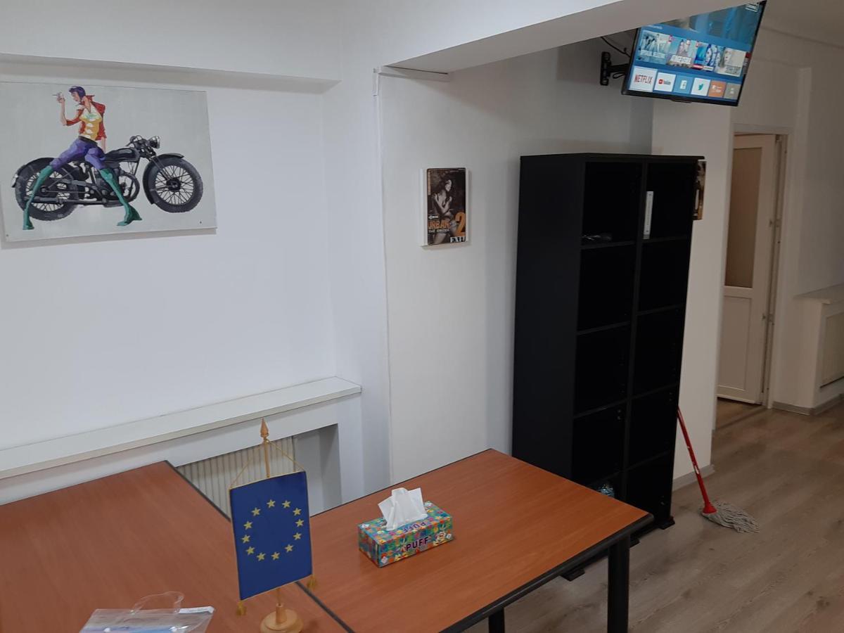 Carol 51 Hostel Bukareszt Zewnętrze zdjęcie