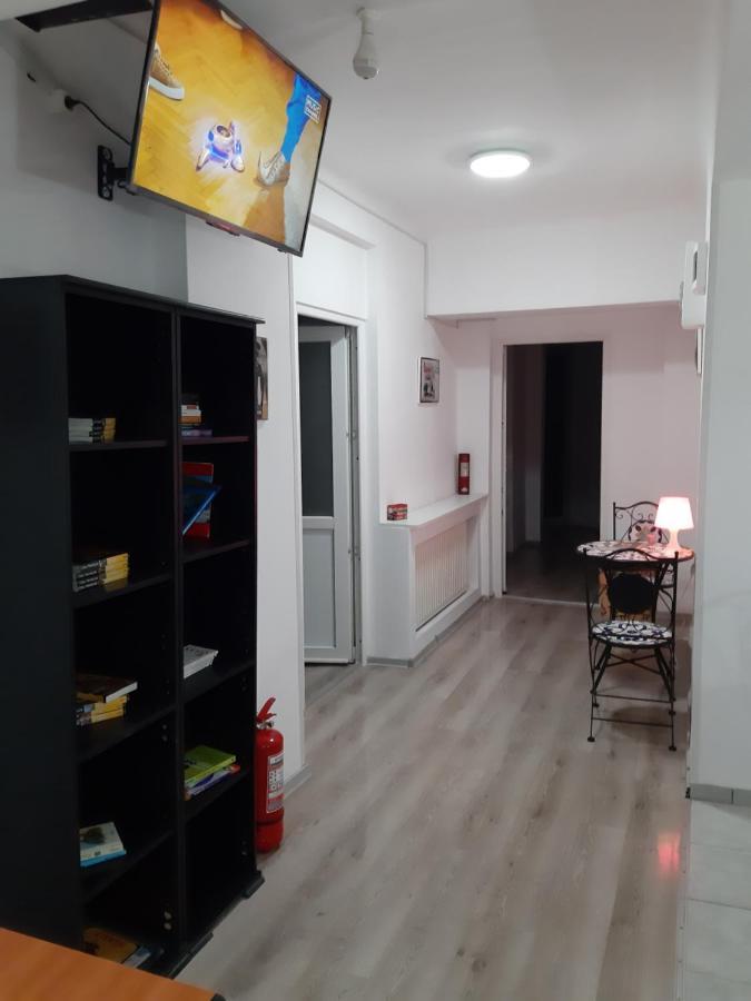 Carol 51 Hostel Bukareszt Zewnętrze zdjęcie