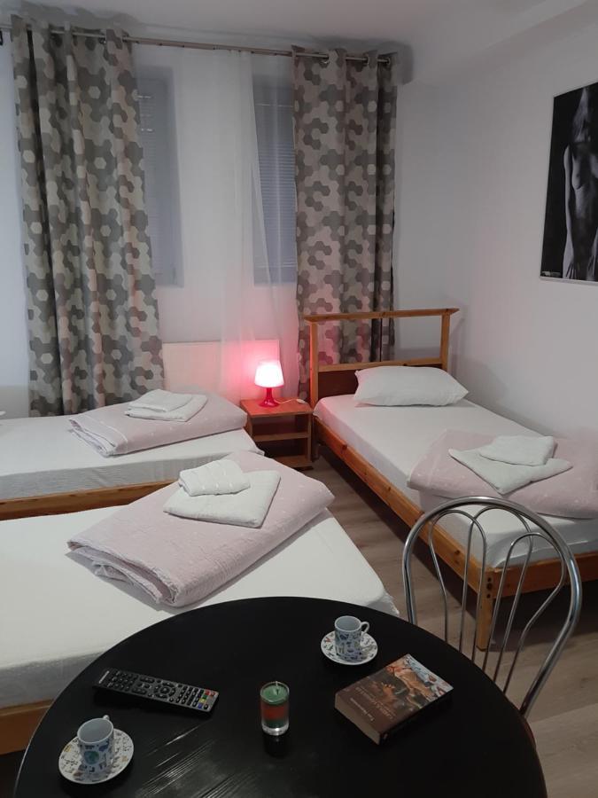 Carol 51 Hostel Bukareszt Zewnętrze zdjęcie
