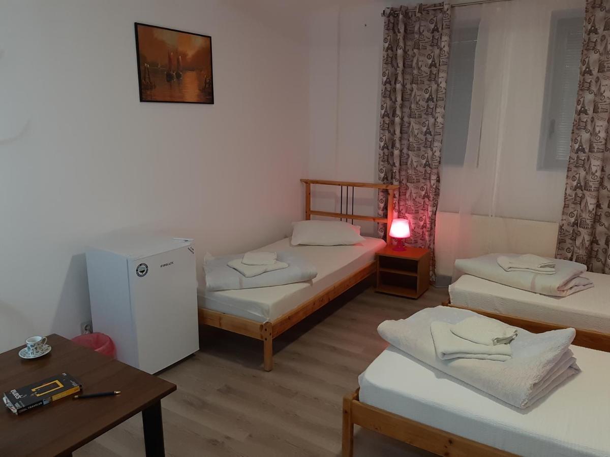 Carol 51 Hostel Bukareszt Zewnętrze zdjęcie