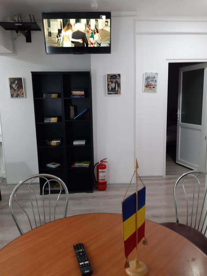Carol 51 Hostel Bukareszt Zewnętrze zdjęcie