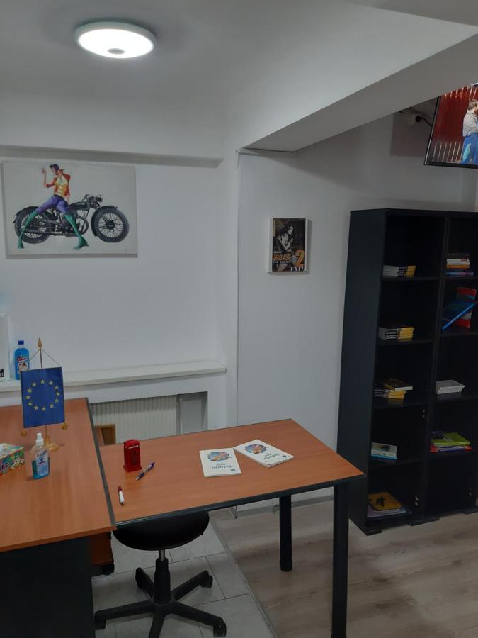 Carol 51 Hostel Bukareszt Zewnętrze zdjęcie