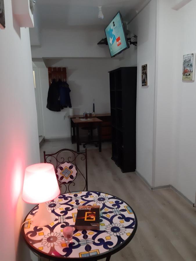 Carol 51 Hostel Bukareszt Zewnętrze zdjęcie